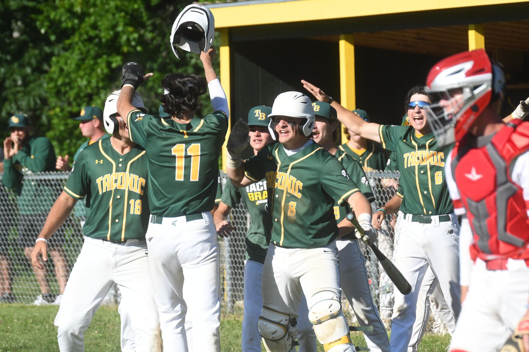bo bramer celebrates with teammates